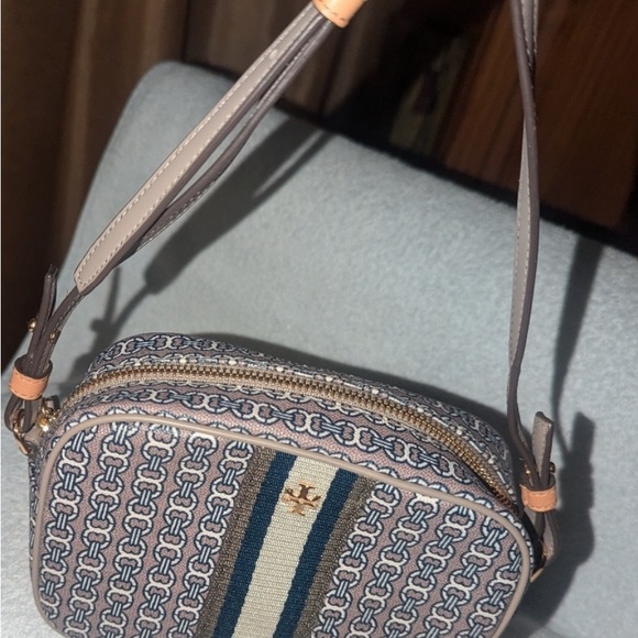 Tory Burch Gemini link canvas crossbody - Picture 5 of 6